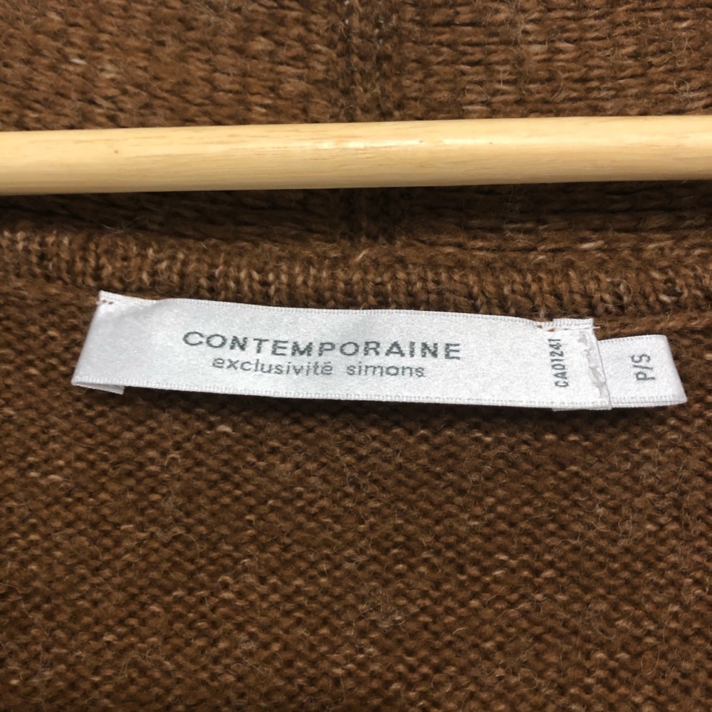 Cardigan - Picture 2 of 2
